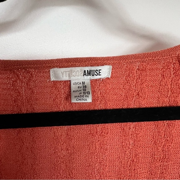 Amuse Society V-Neck Crop Top Sweater - Picture 5 of 9